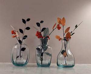 www.visiteprivee-deco.fr petits vases en verre recyclés; vases éco-responsables.