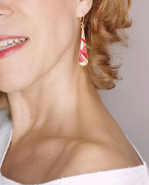 www.visiteprivee-deco.fr boucles d'oreilles femme pendants rouges, bijoux saint valentin made in France.