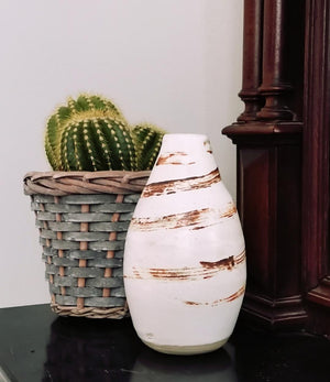 www.visiteprivee-deco.fr vase en grès mat traits oxyde de fer céramiste française